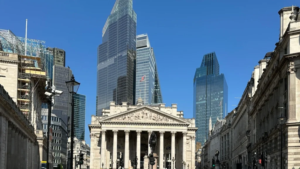 Gilt Yields Hit an Eighteen-Year High and Japan Broke 3%